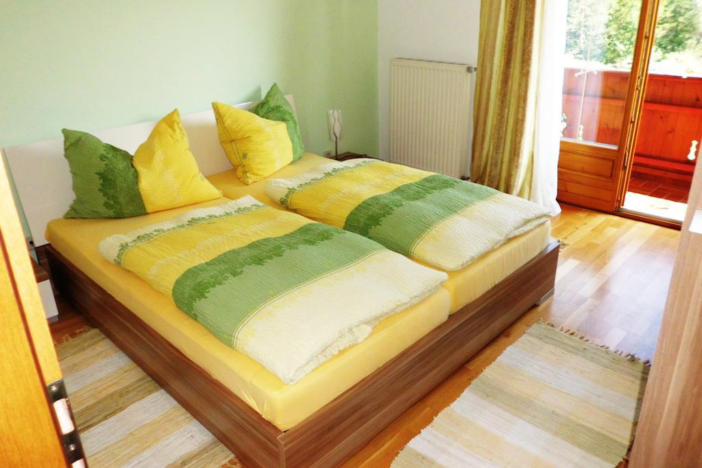Ferienwohnung Schrittwieser Faak am See Zimmer foto